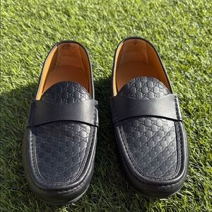 Gucci Black Embossed Leather Loafers